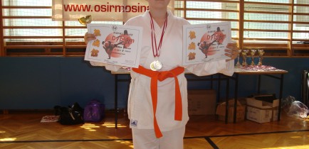 Udany start karateków z Obornik