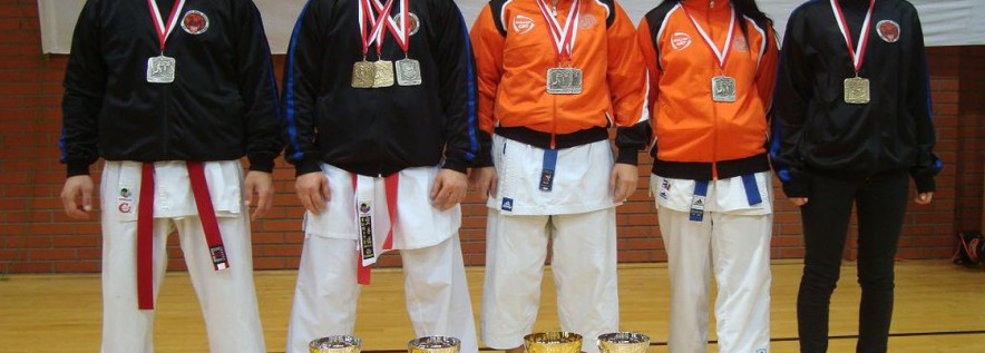 12 medali dla zawodników Obornickiego Klubu Karate