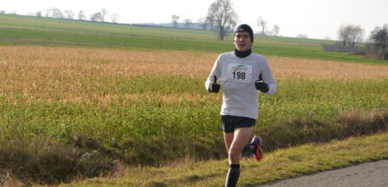 Sebastian Nowicki z OKL w najpopularniejszym portalu o bieganiu