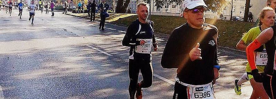 Oborniczanie na mecie 16. Poznań Maratonu