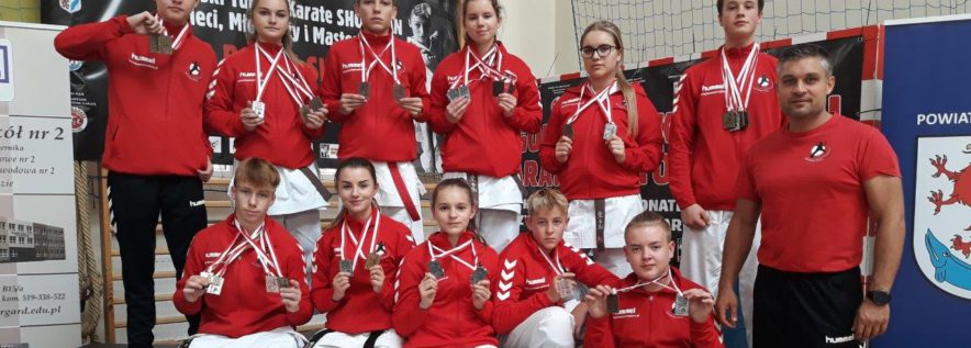 Karate Team Oborniki triumfuje na Pucharze Polski Karate