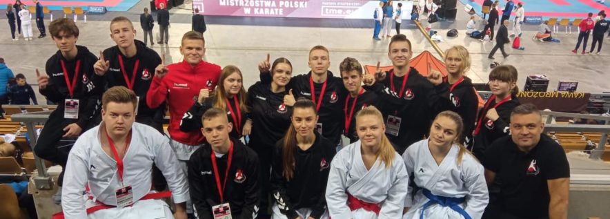 Oborniczanie wrócili z Mistrzostw Polski w karate z medalami