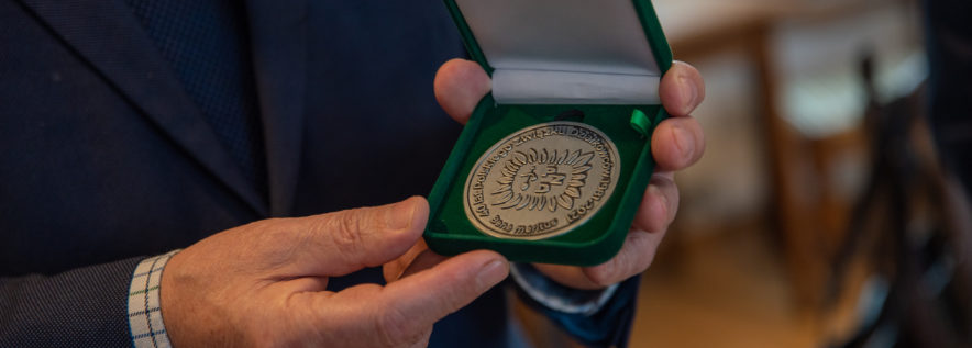 Medal za zasługi PZD dla burmistrza